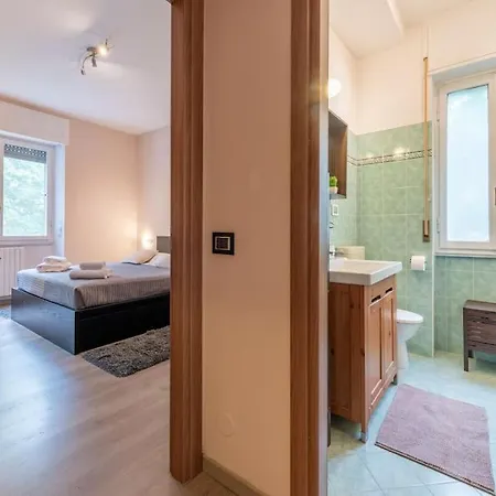 Apartment Intero Alloggio Bande Nere M1