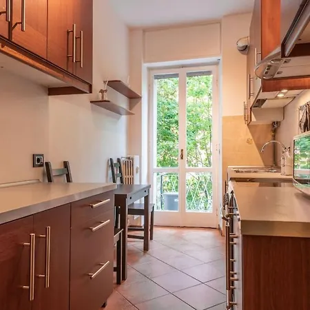 Apartment Intero Alloggio Bande Nere M1 Milan